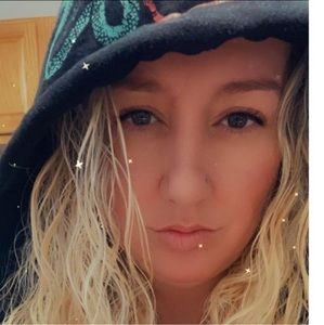 Meet your Posher, Dyan